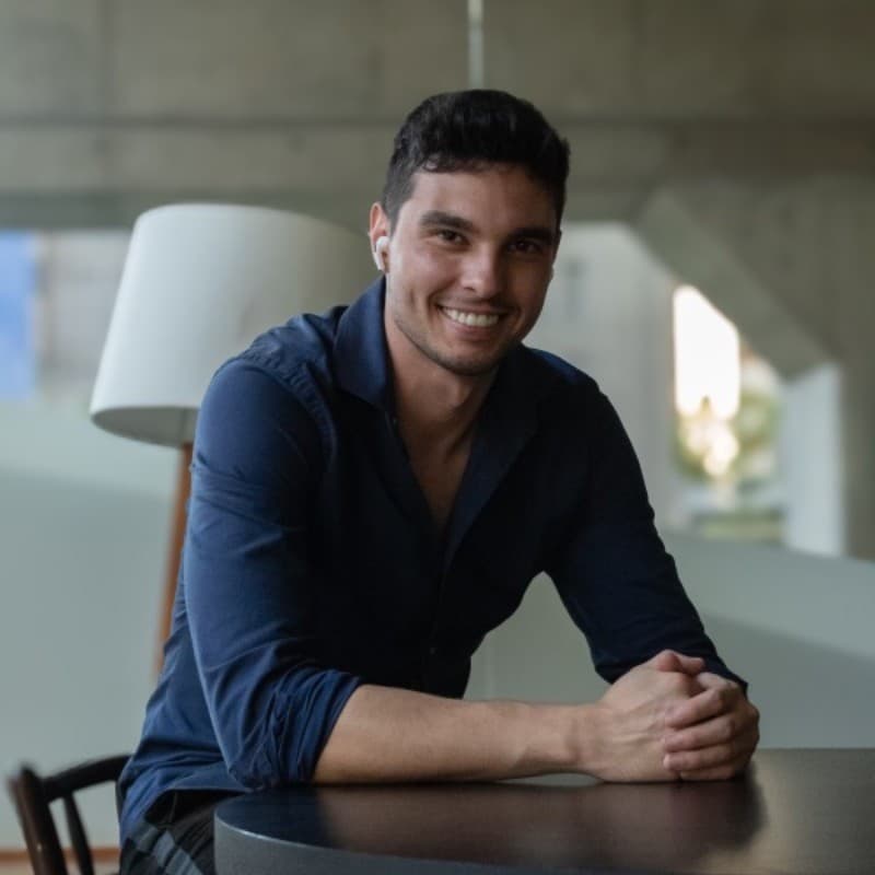 Lucas Policarpo — CFO & Founder, Head Oversea